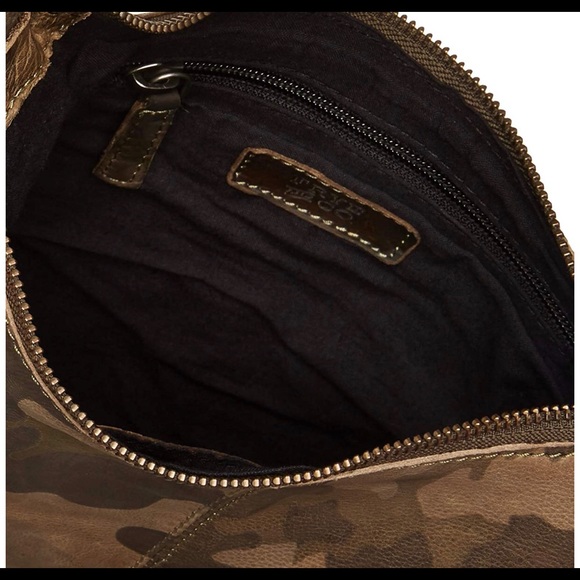 FRYE HOBO - Picture 6 of 9